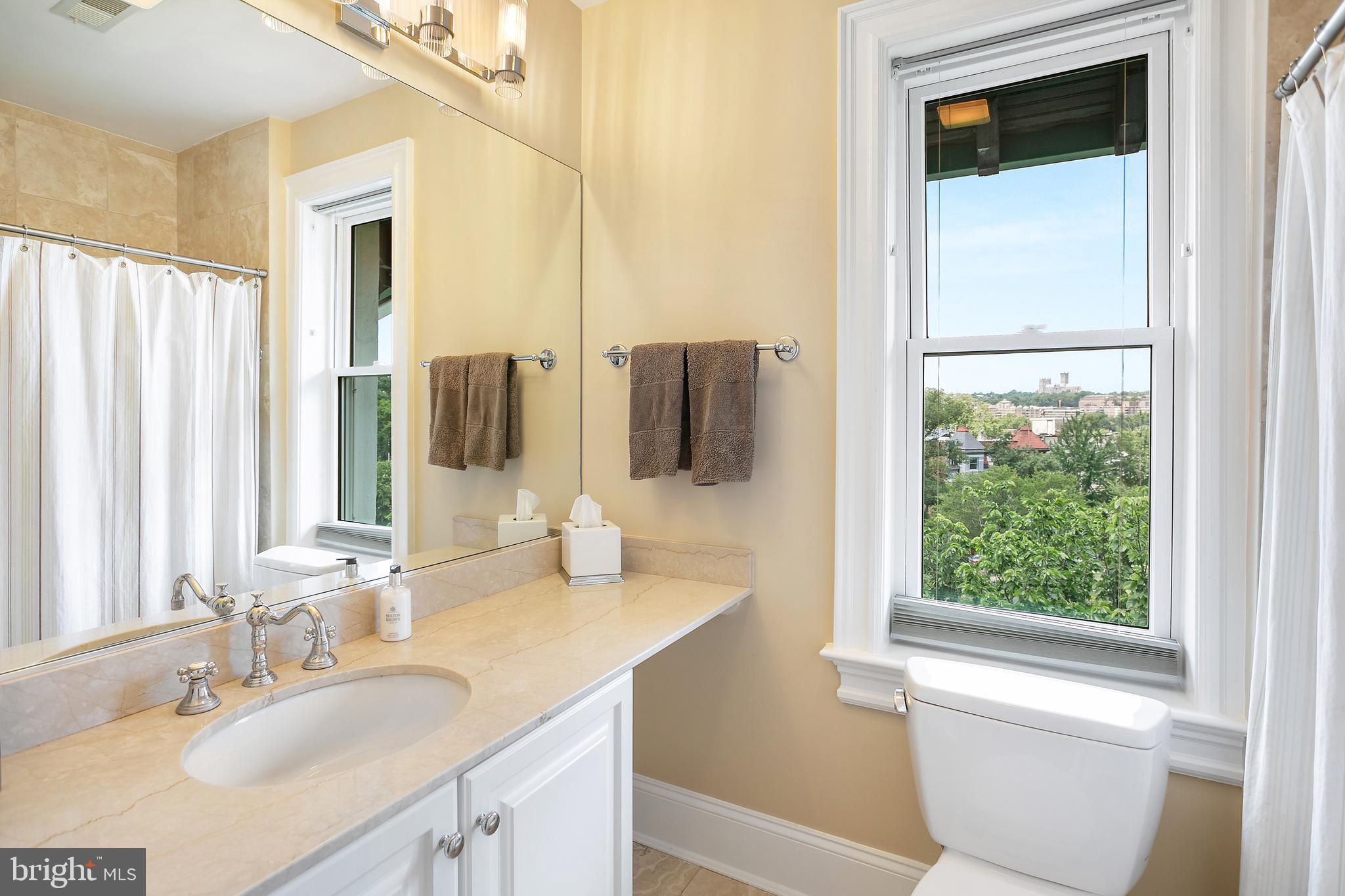 1882 COLUMBIA ROAD NW Unit: 404