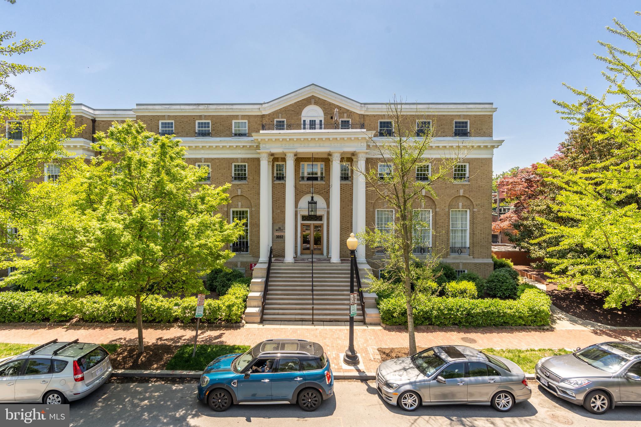 3052 R STREET NW Unit: 306