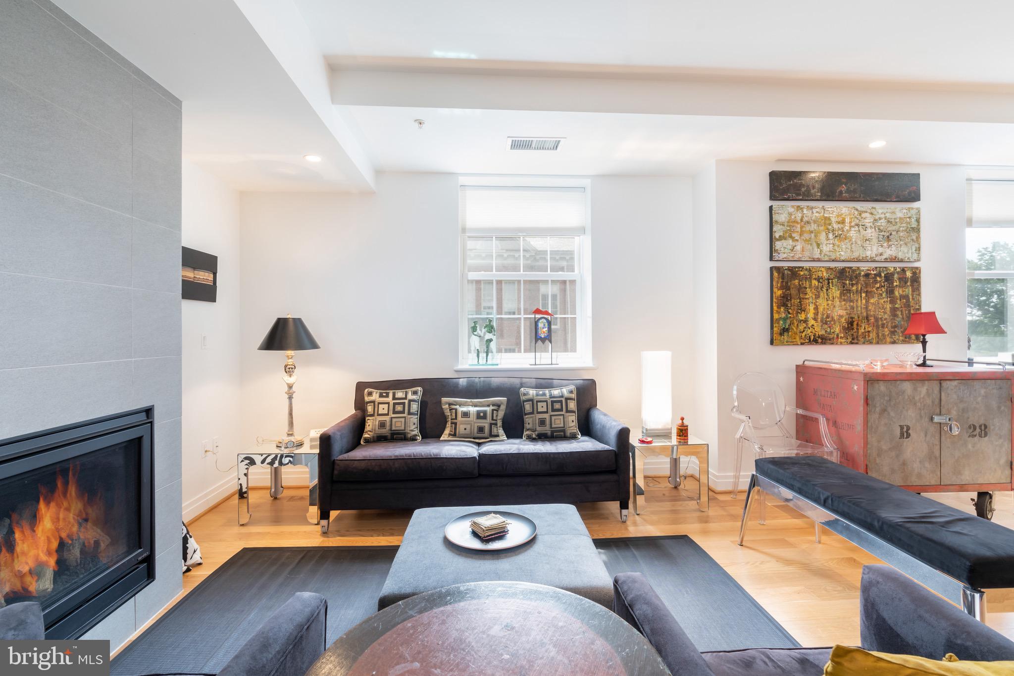 3052 R STREET NW Unit: 306