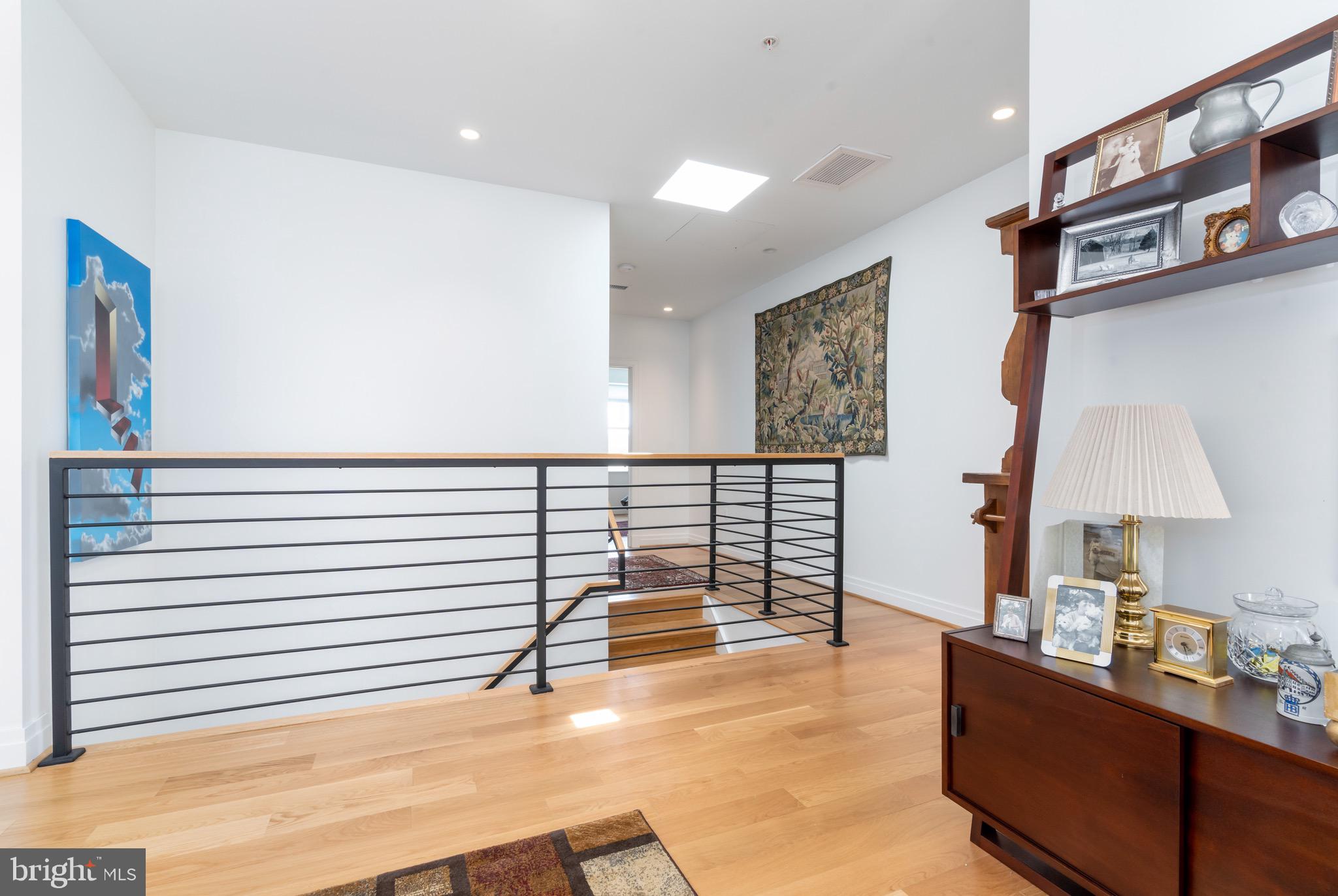 3052 R STREET NW Unit: 306
