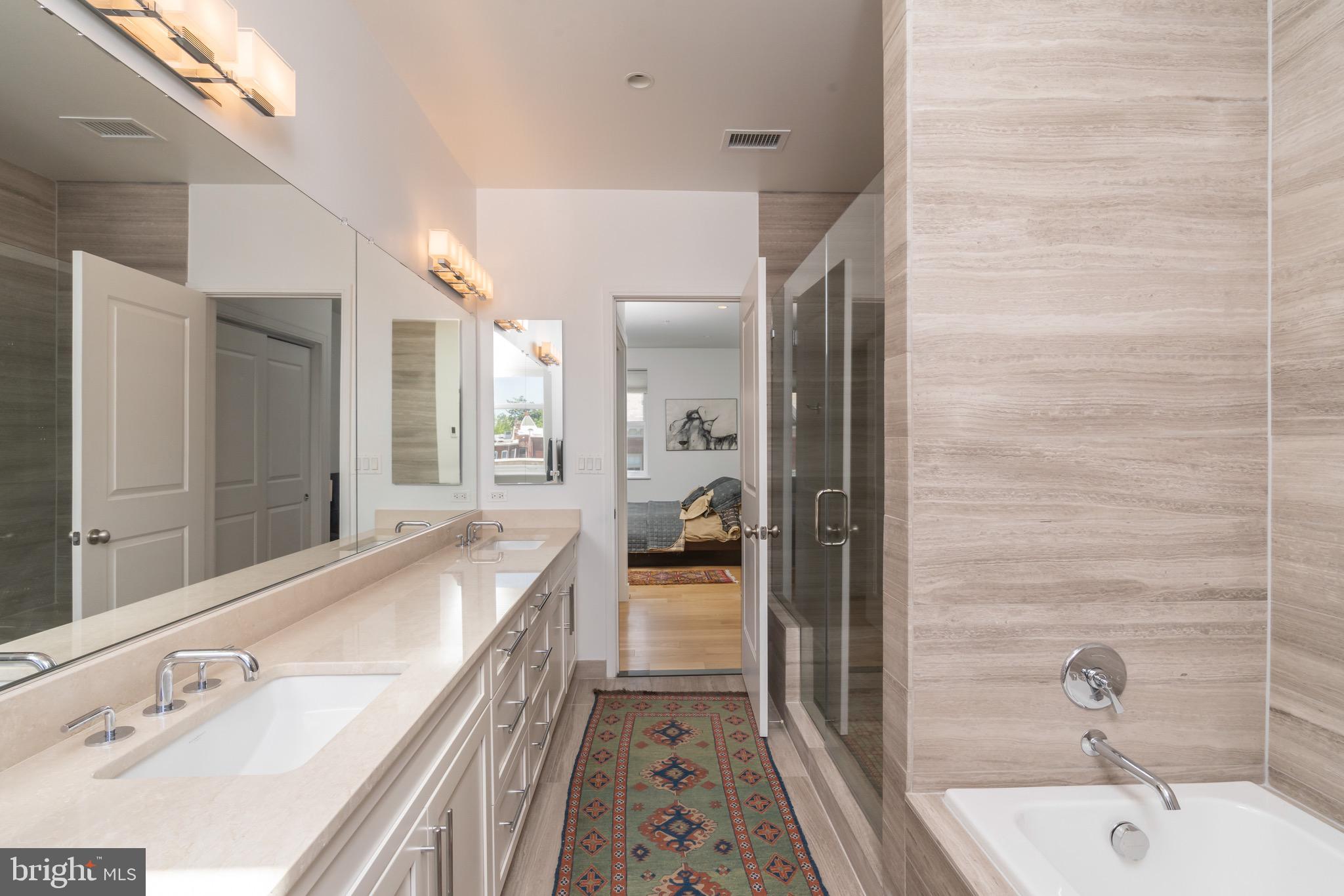 3052 R STREET NW Unit: 306