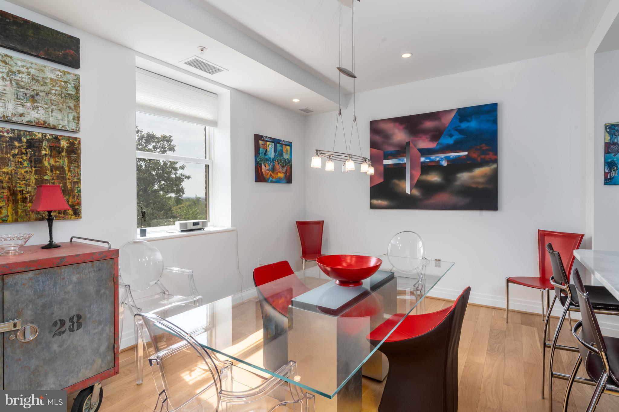3052 R STREET NW Unit: 306