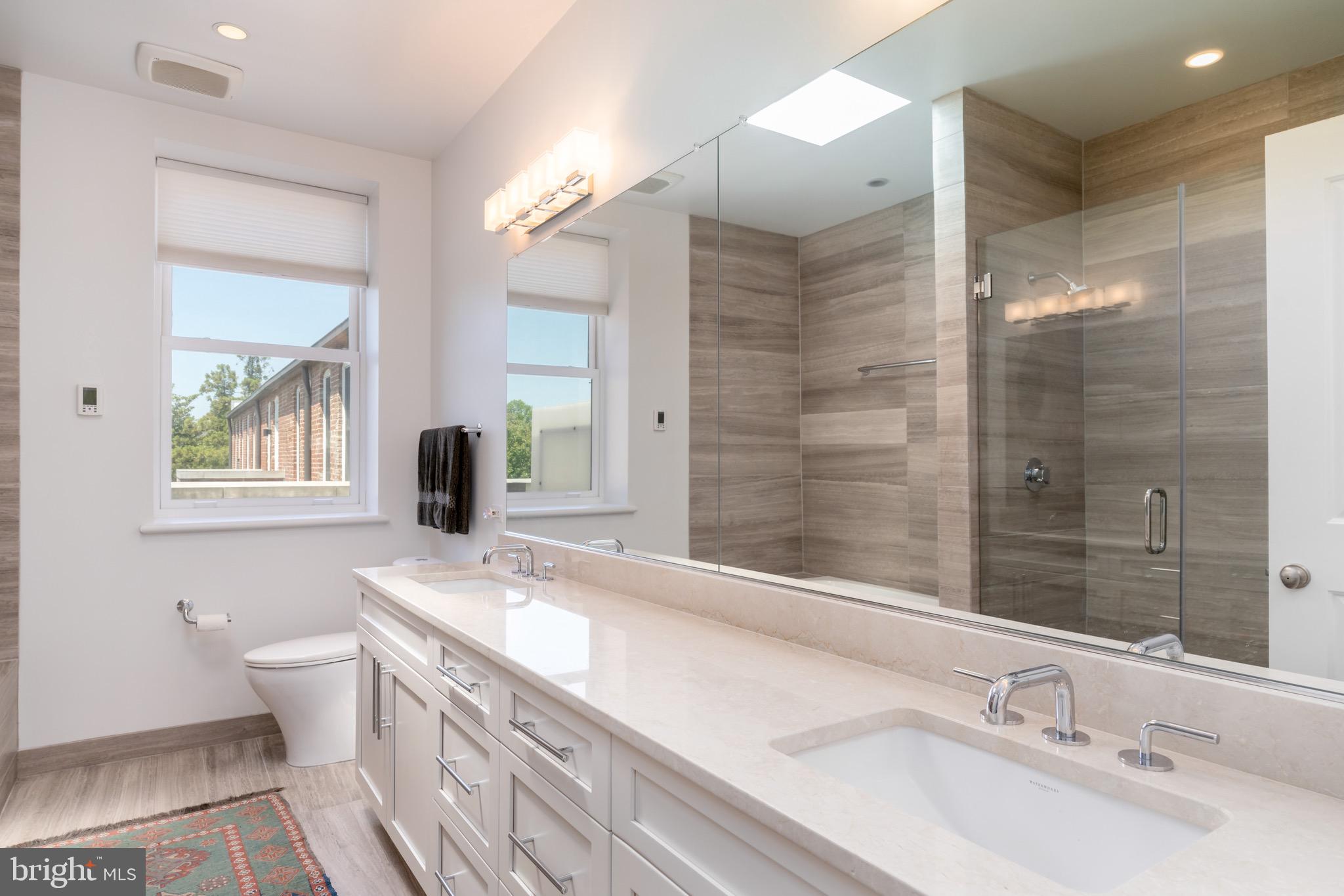 3052 R STREET NW Unit: 306
