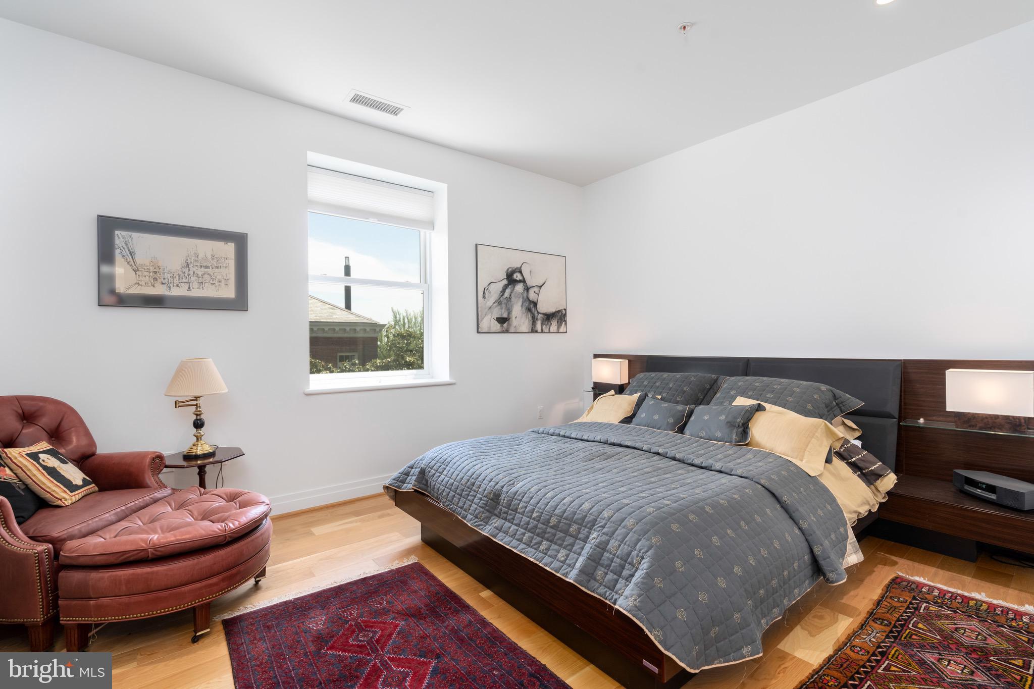 3052 R STREET NW Unit: 306