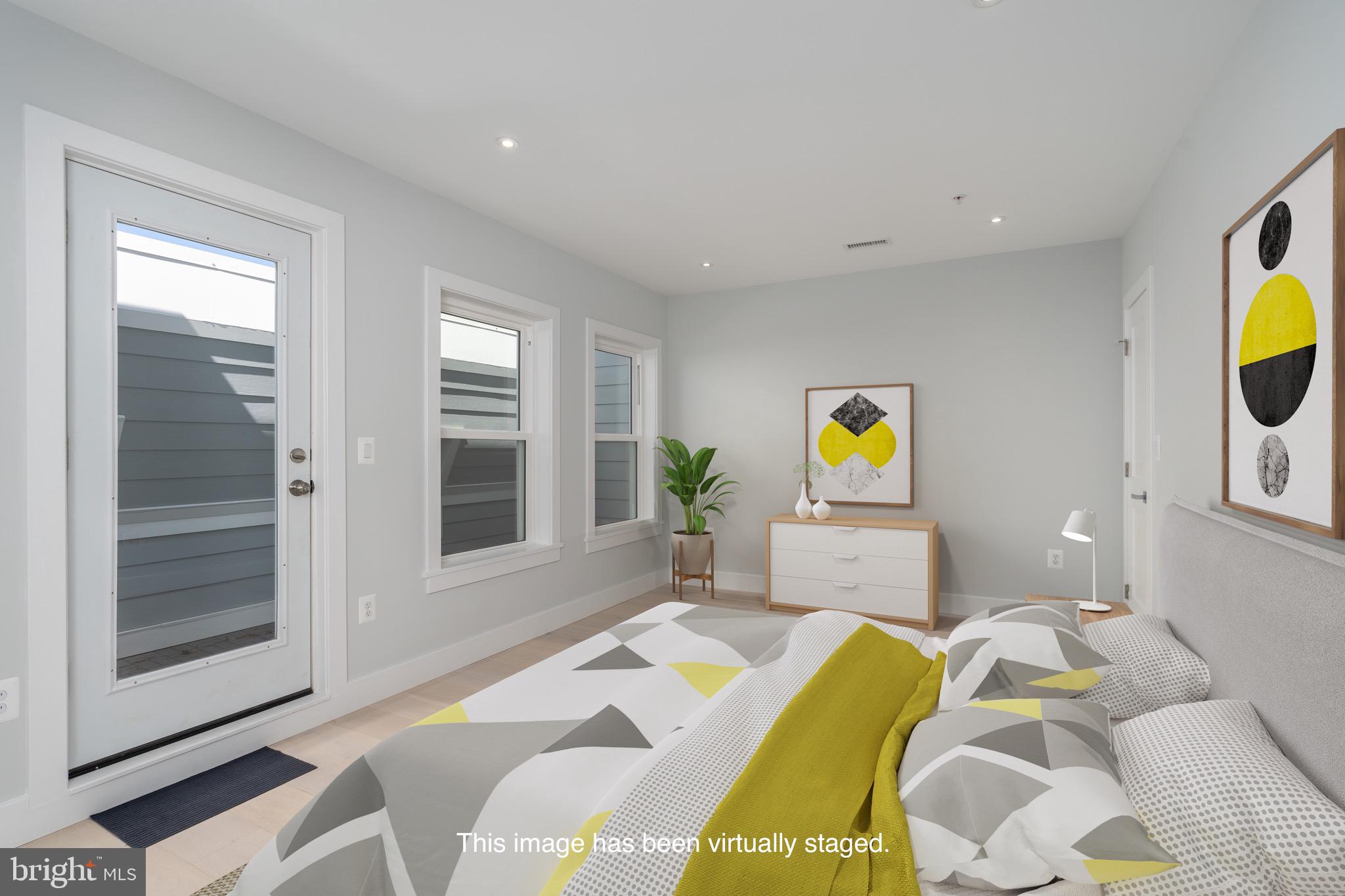 1128 Buchanan STREET NW Unit: 3