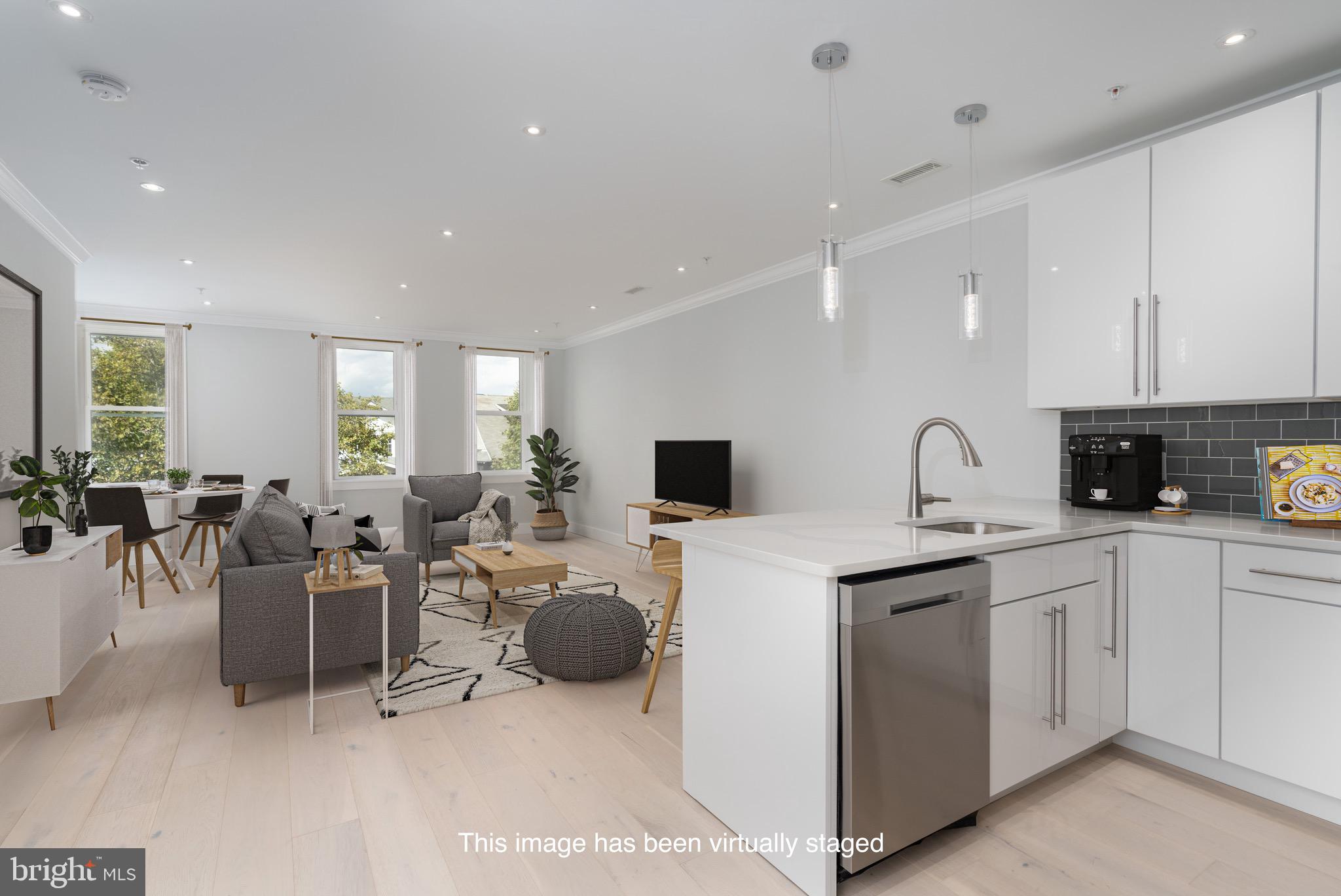 1128 Buchanan STREET NW Unit: 3