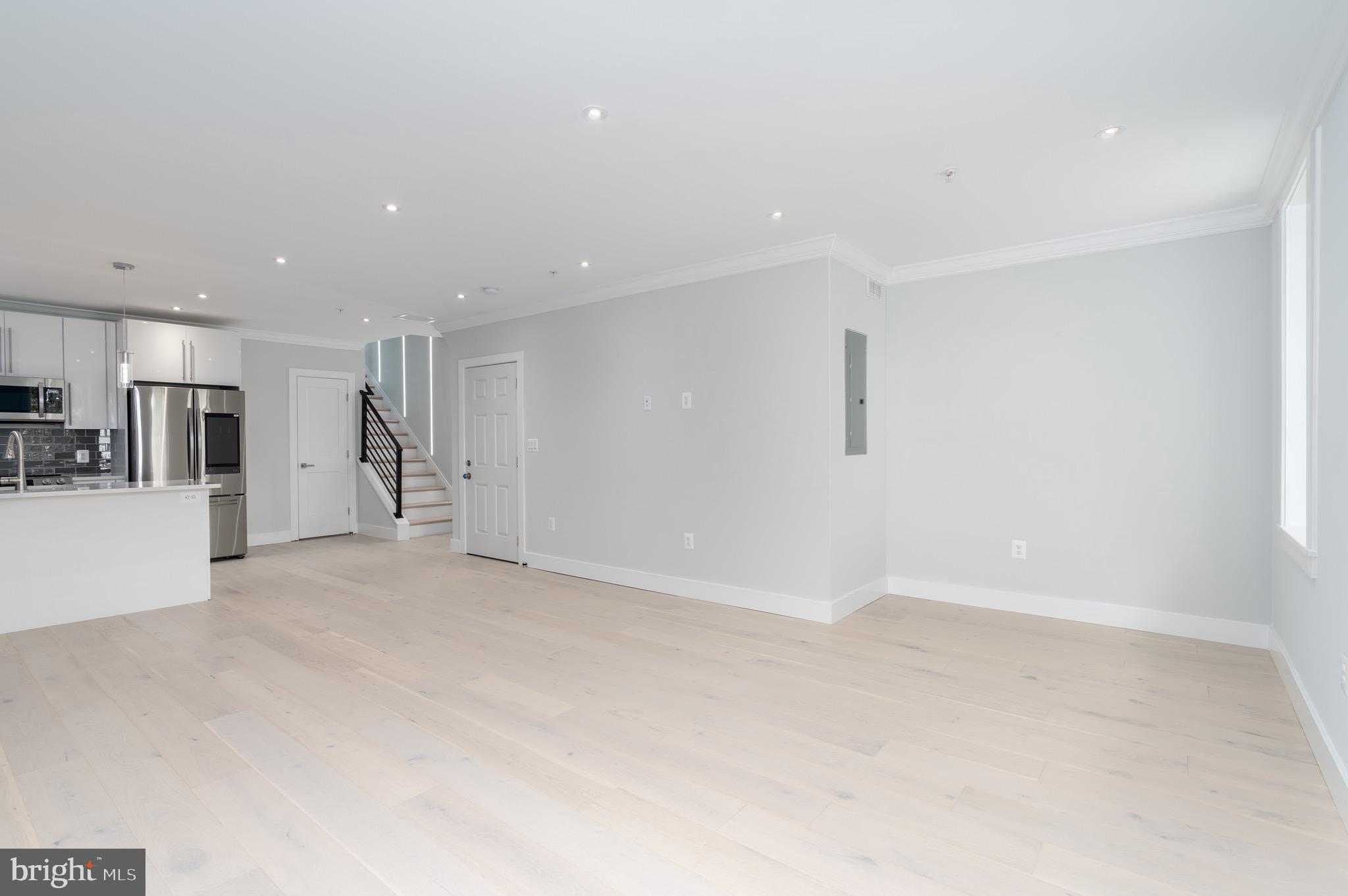 1128 Buchanan STREET NW Unit: 3