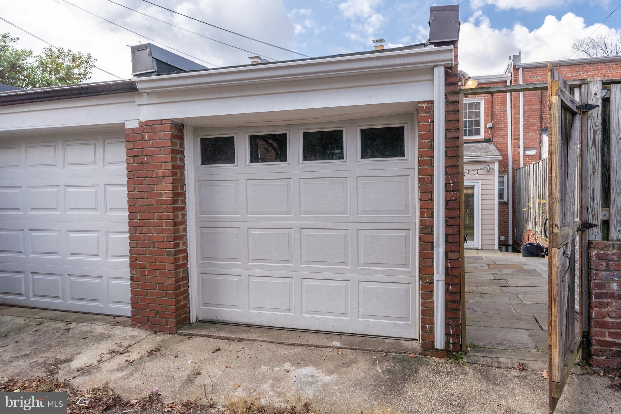 2311 Huidekoper PLACE NW