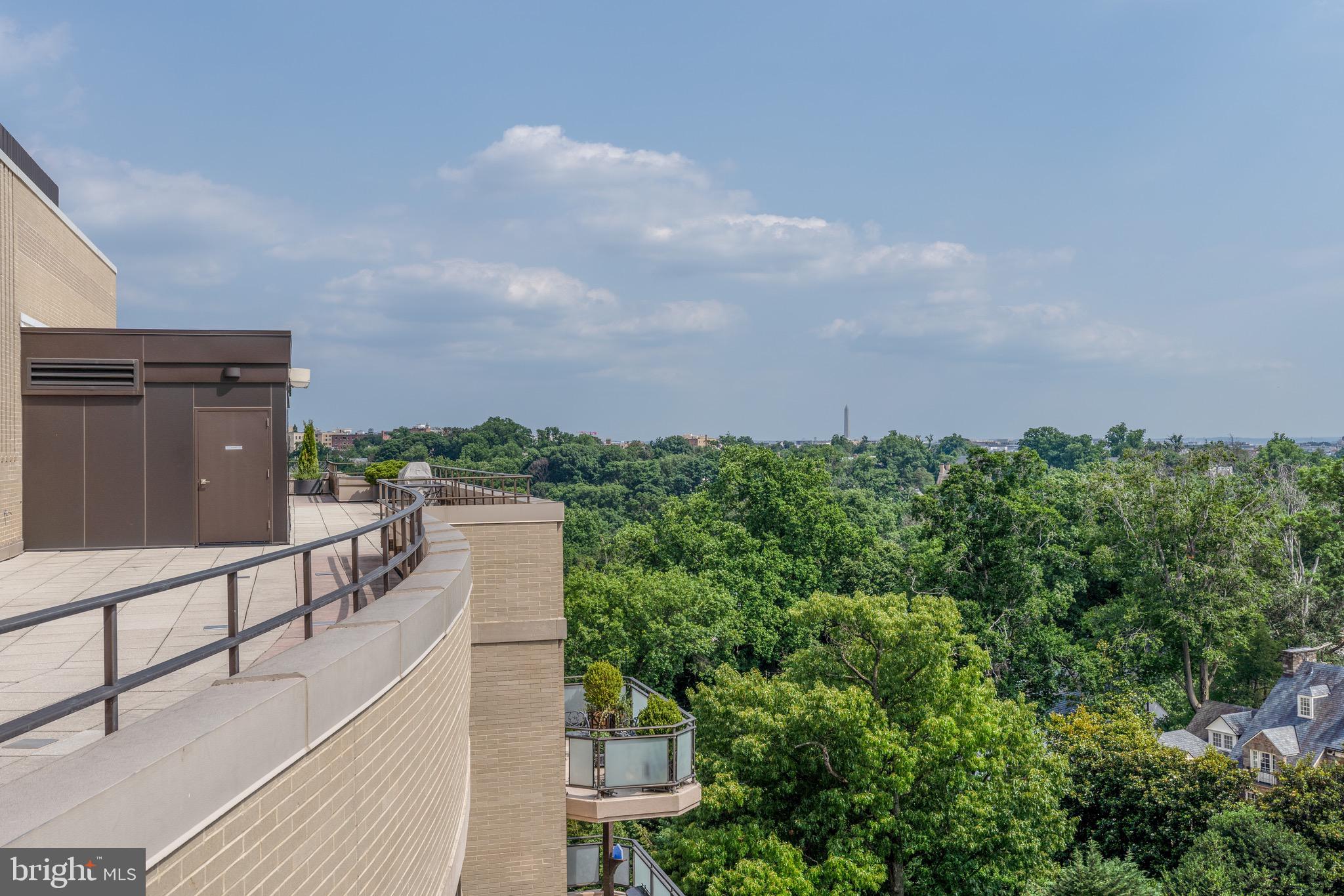 2700 Calvert STREET NW Unit: 716