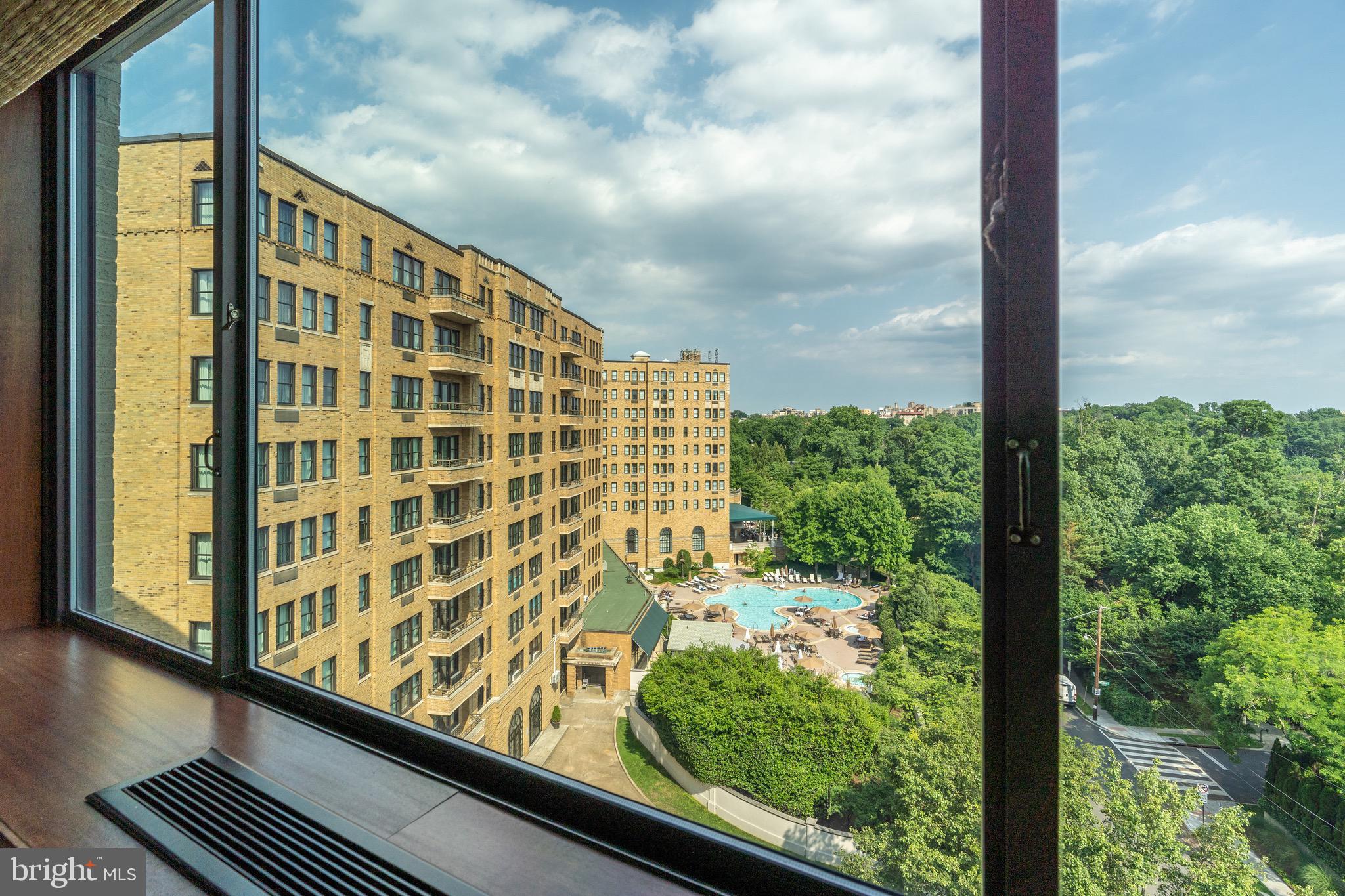 2700 Calvert STREET NW Unit: 716