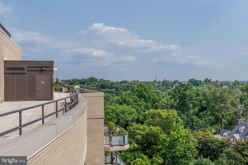 2700 Calvert STREET NW Unit: 716