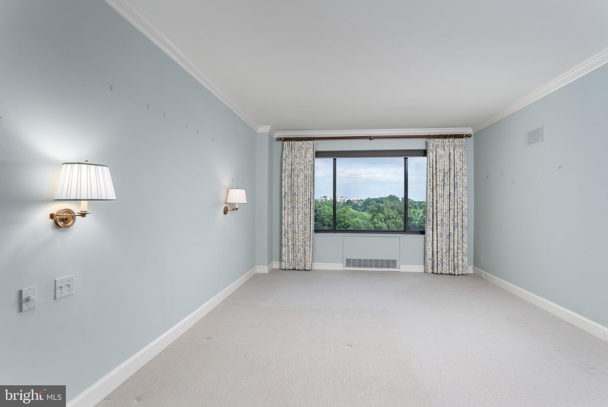 2700 Calvert STREET NW Unit: 716