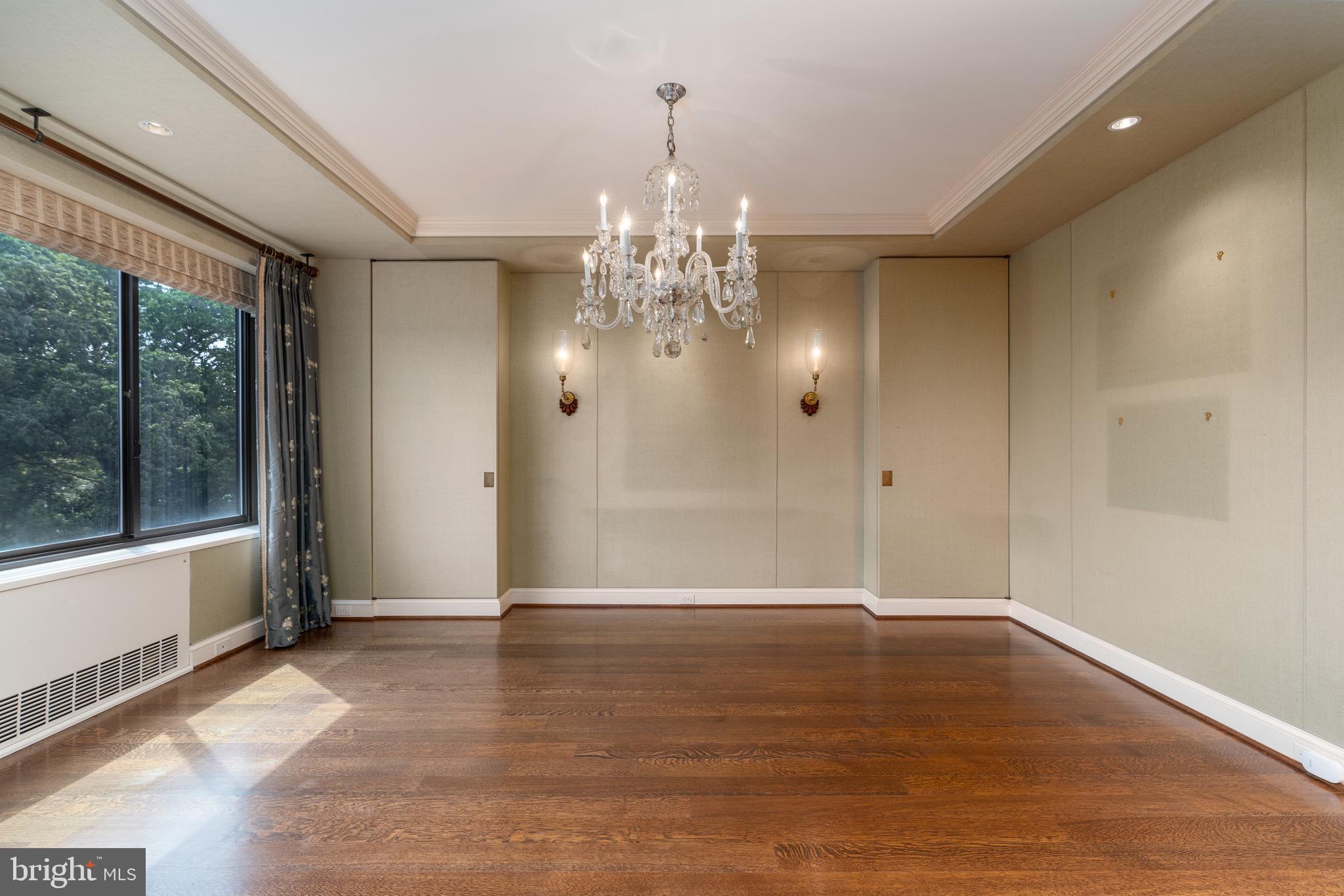 2700 Calvert STREET NW Unit: 716