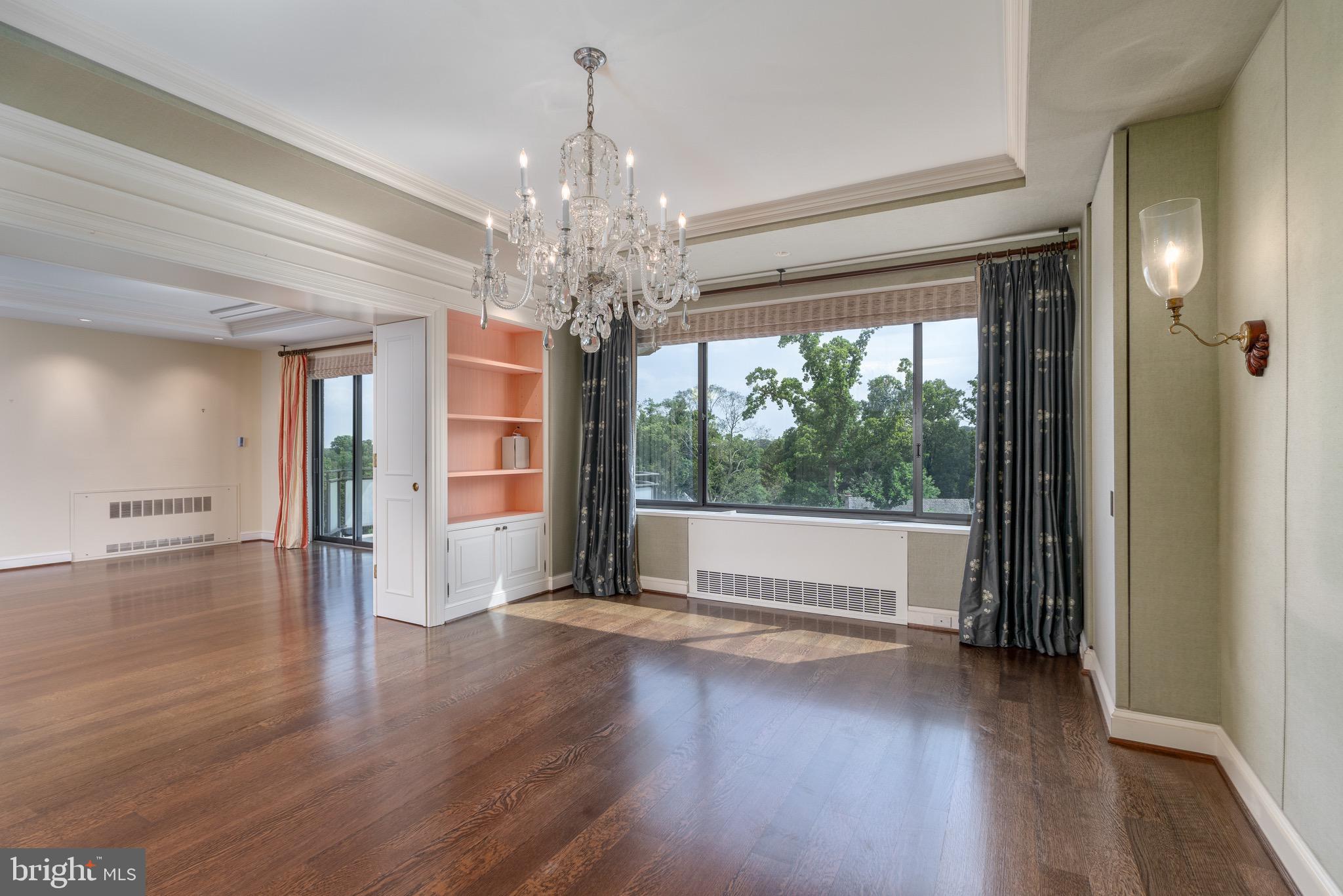 2700 Calvert STREET NW Unit: 716