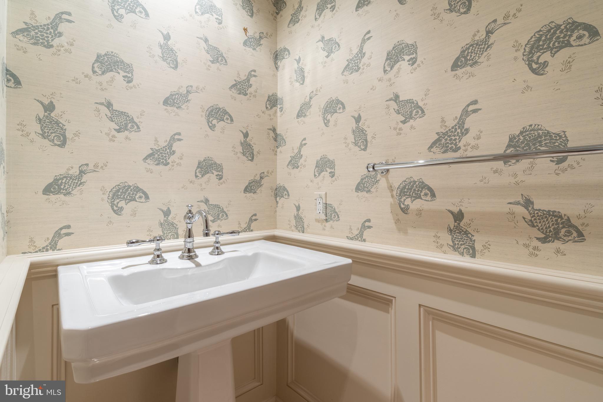 2700 Calvert STREET NW Unit: 716