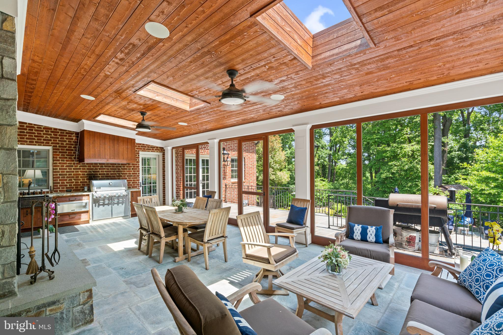 2601 Foxhall ROAD NW