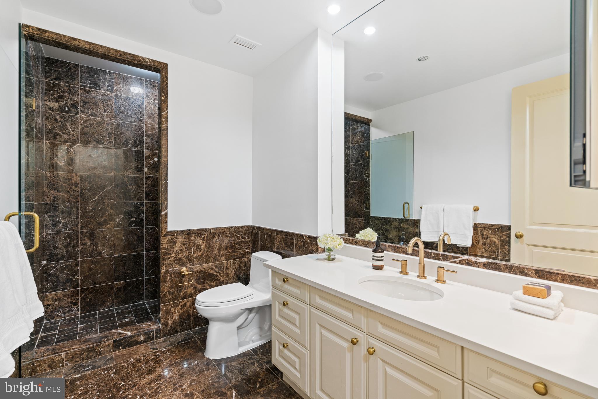 3150 South Street NW Unit: 3C