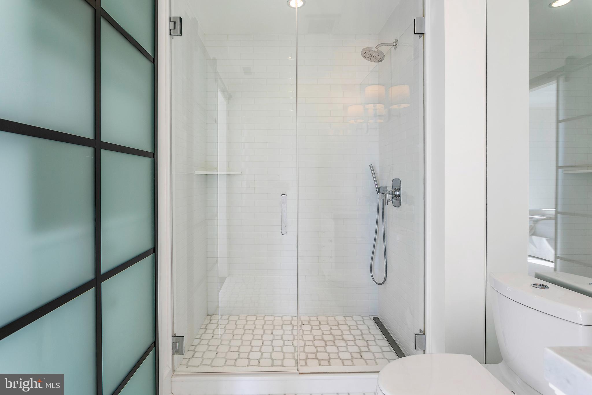 1011 M St NW #902