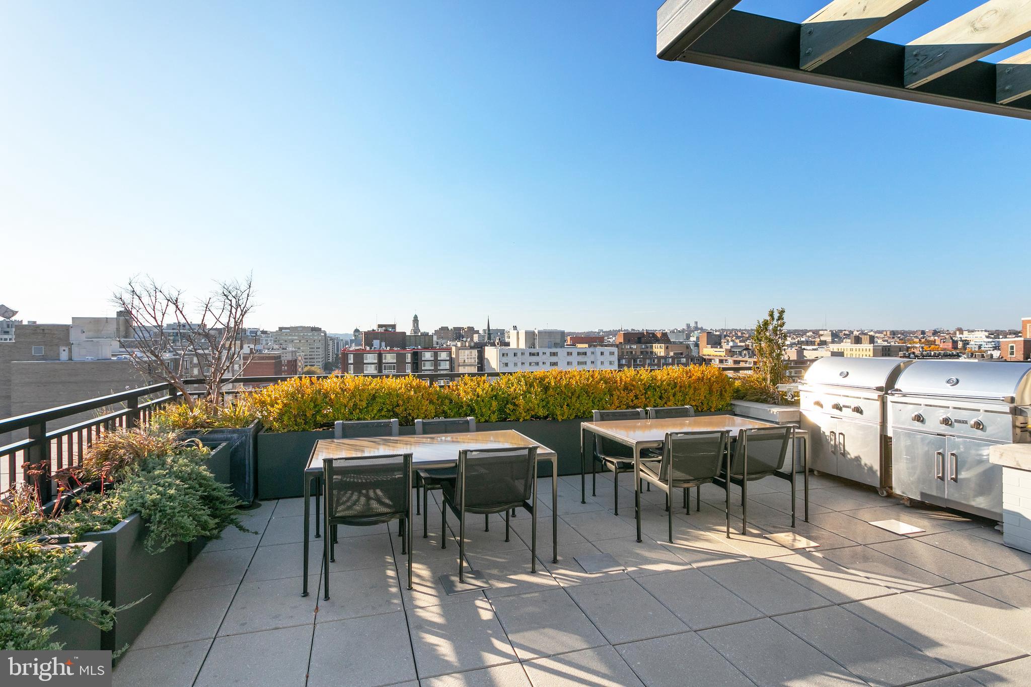 1011 M St NW #902