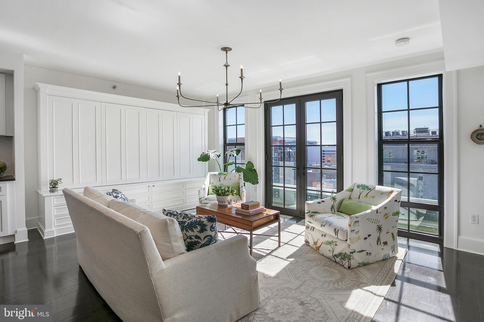 1011 M St NW #902