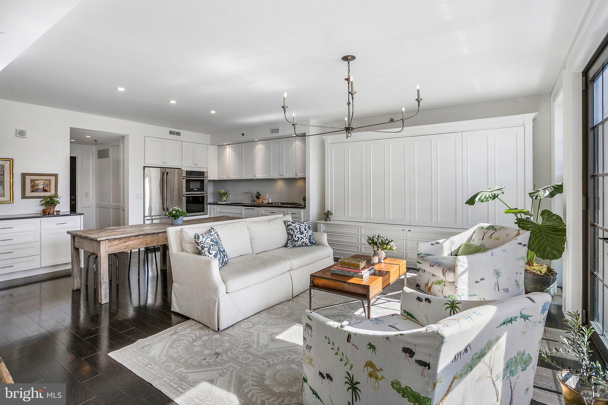 1011 M St NW #902