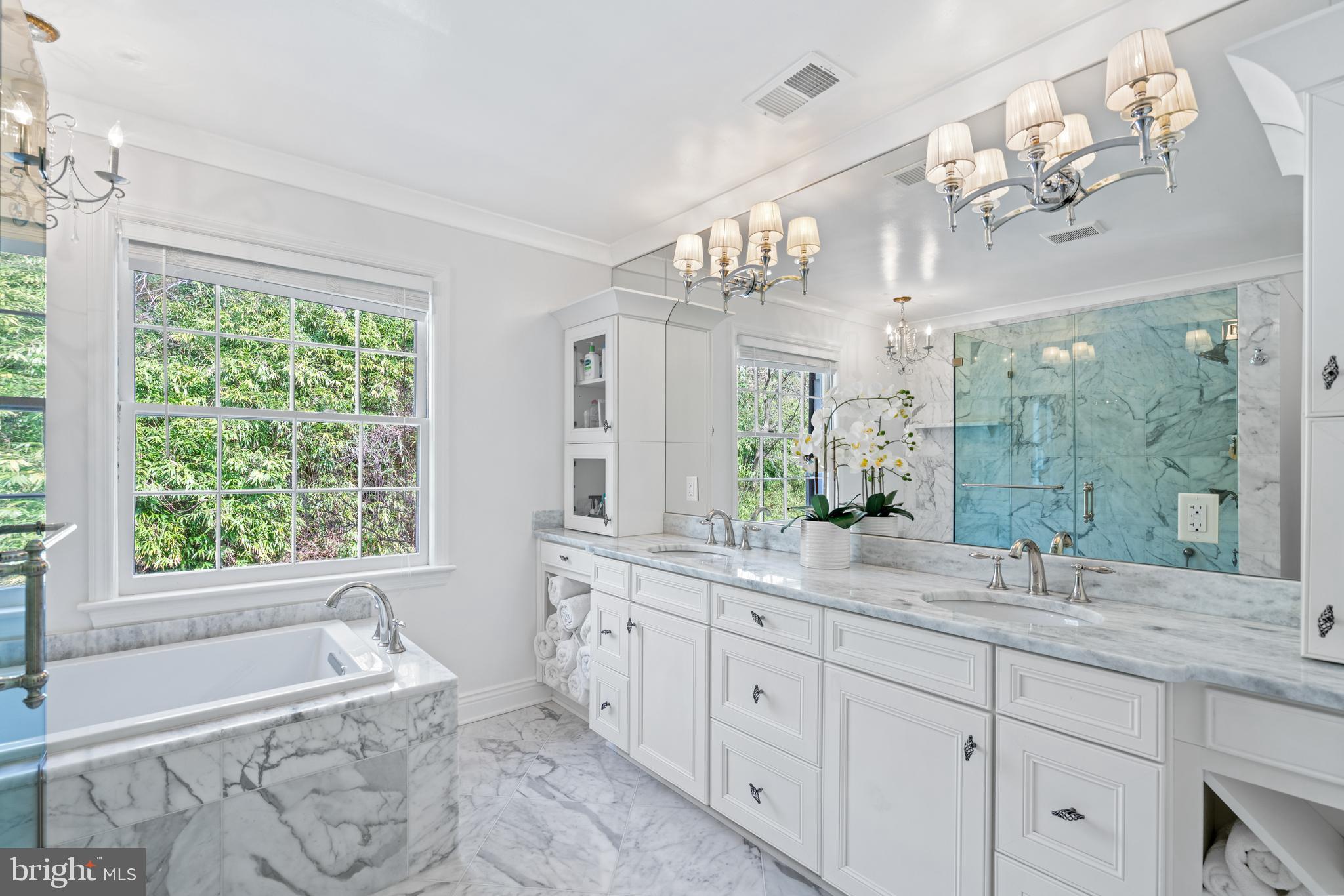 3115 Normanstone Ter NW