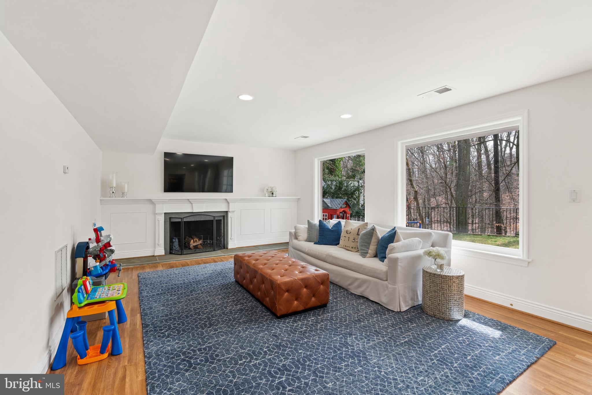 3115 Normanstone Ter NW