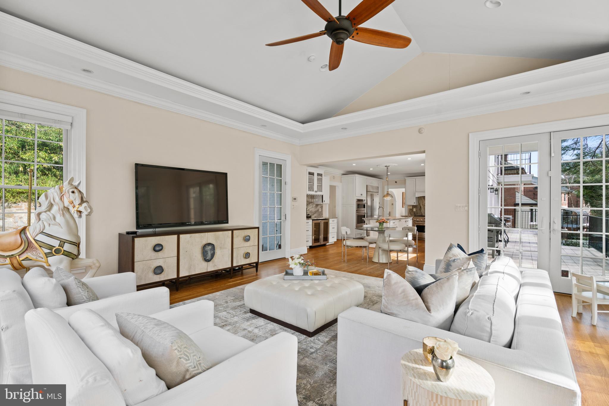 3115 Normanstone Ter NW