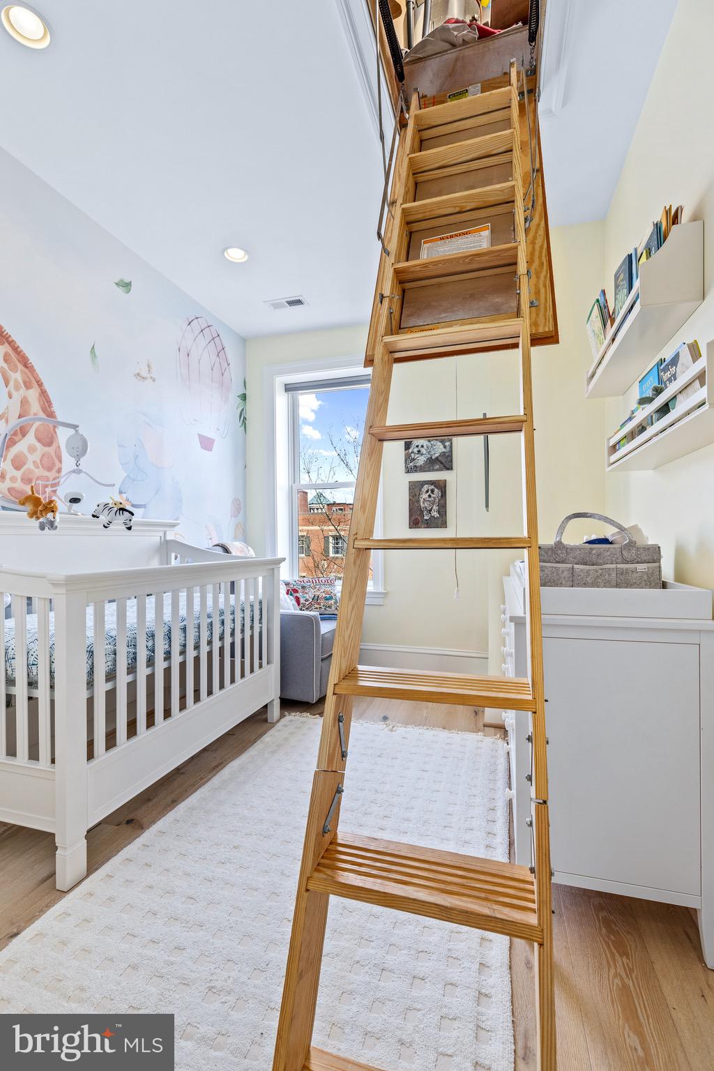 1746 Q St NW #5