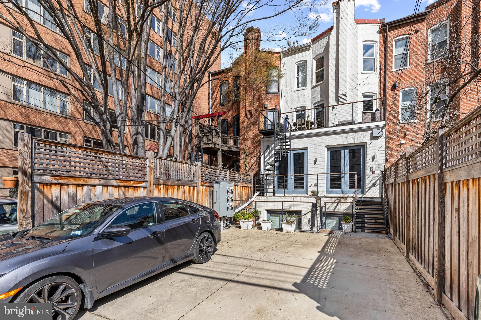 1746 Q St NW #5