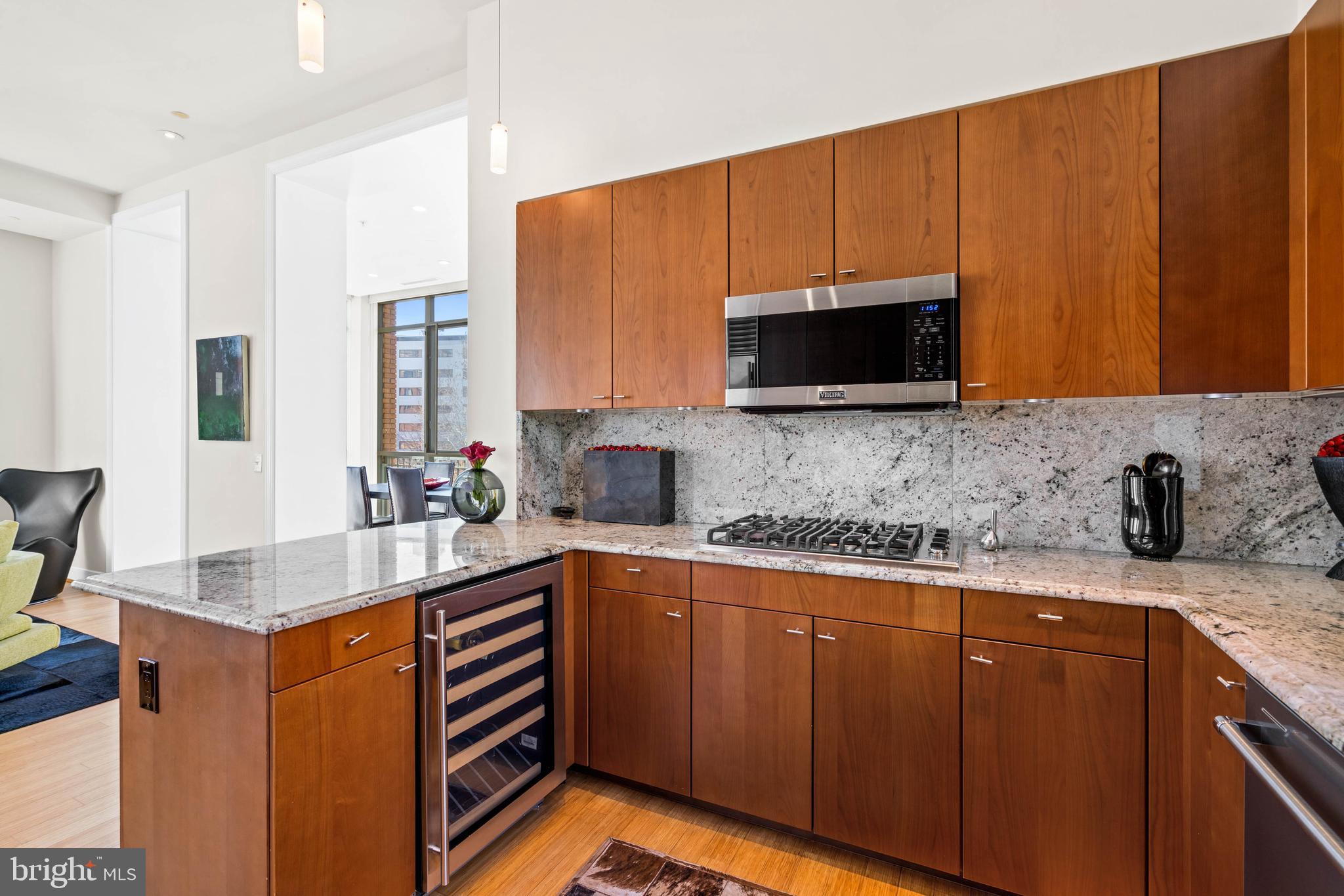 2425 L St NW #315