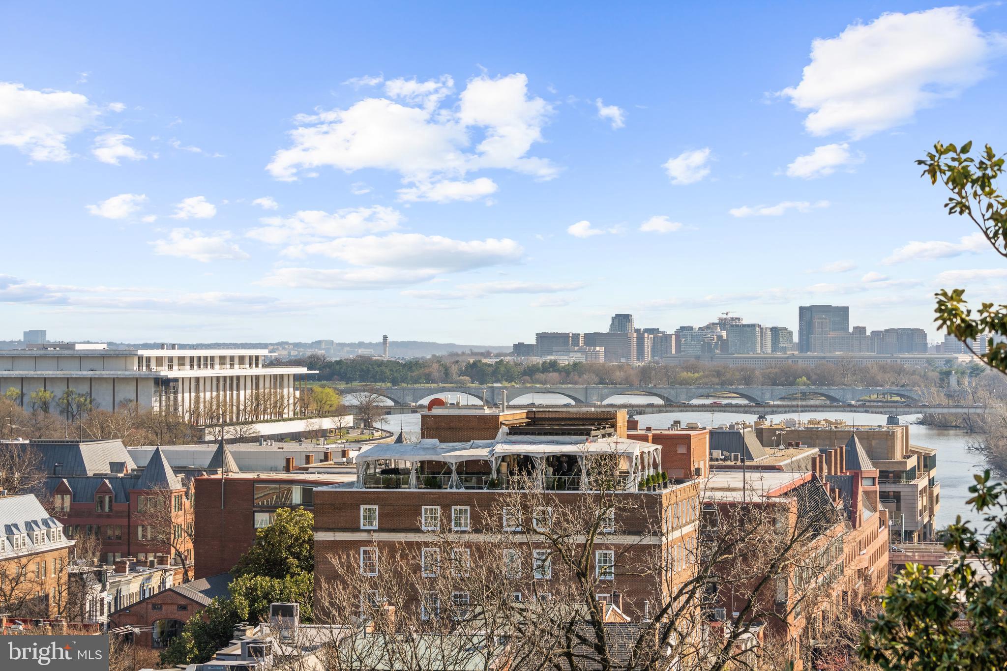 3032 N St NW