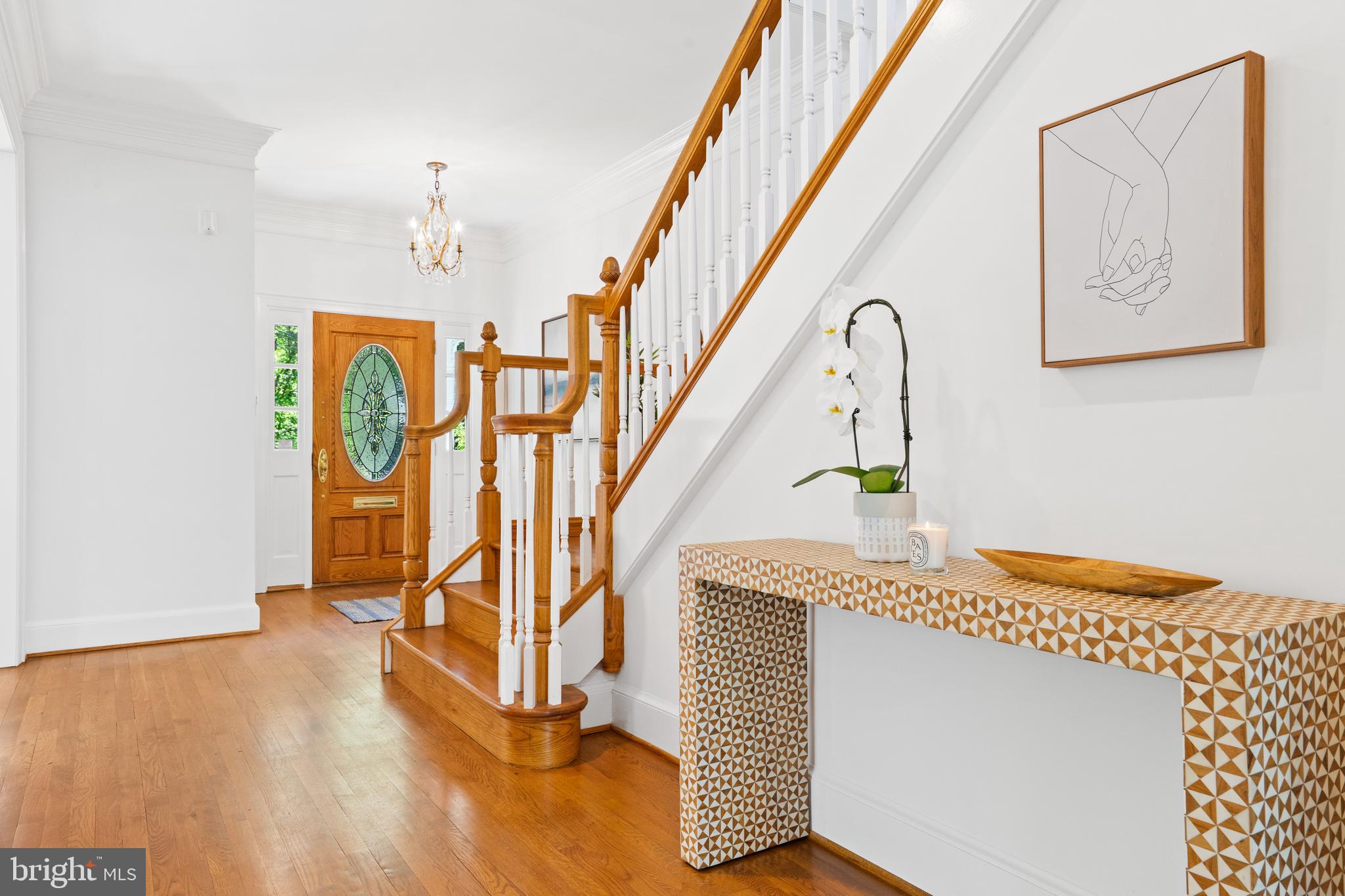 2722 Chain Bridge Rd NW