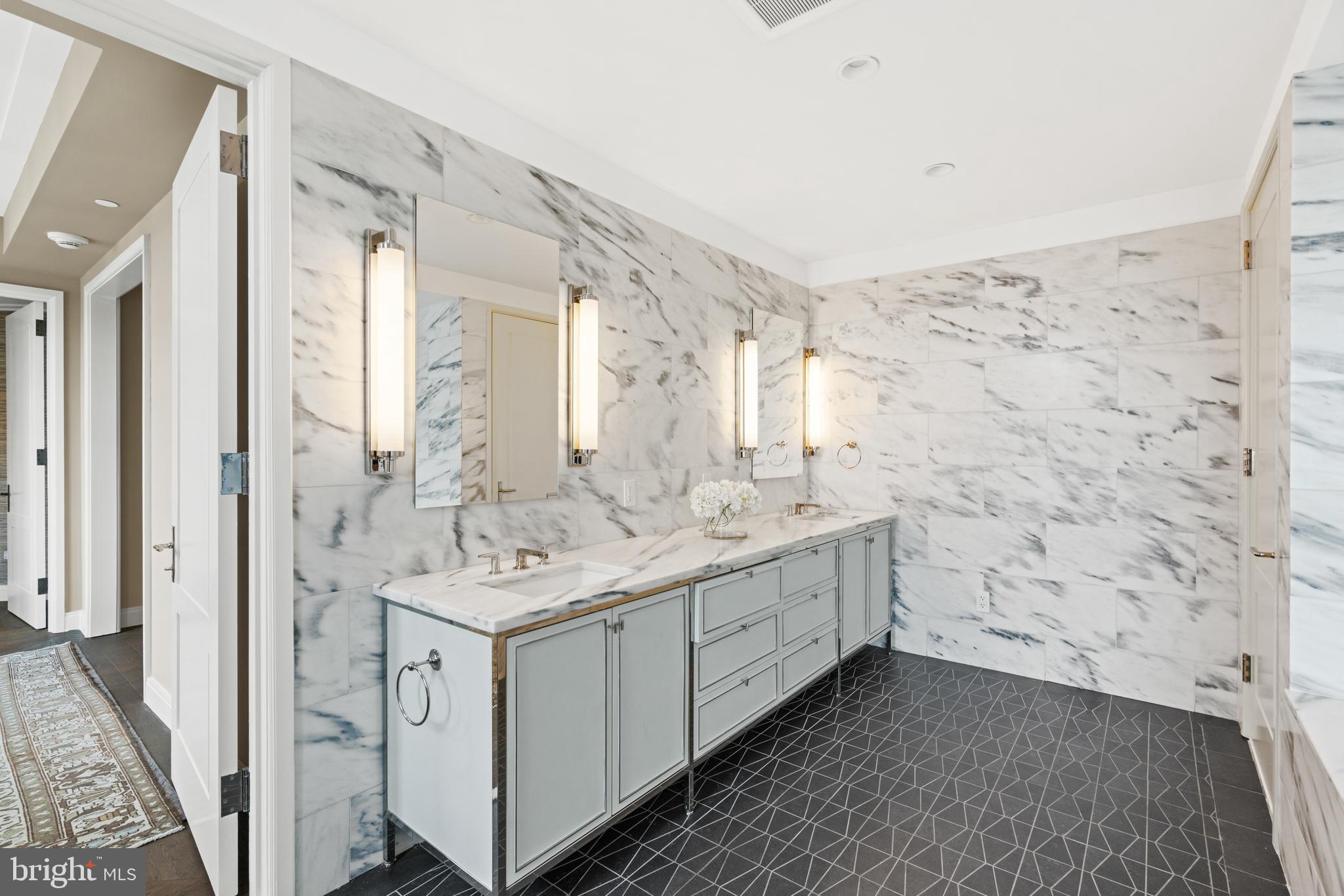 2660 CONNECTICUT AVE NW #PH-C