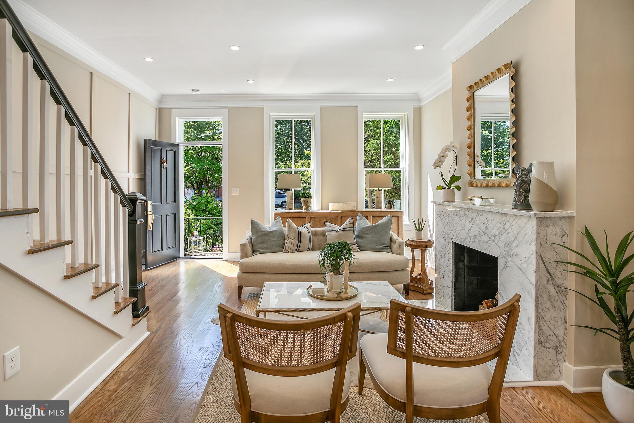 642 N Carolina Ave SE