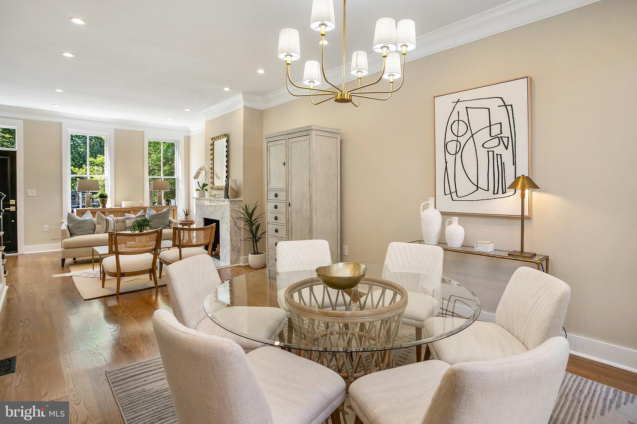 642 N Carolina Ave SE