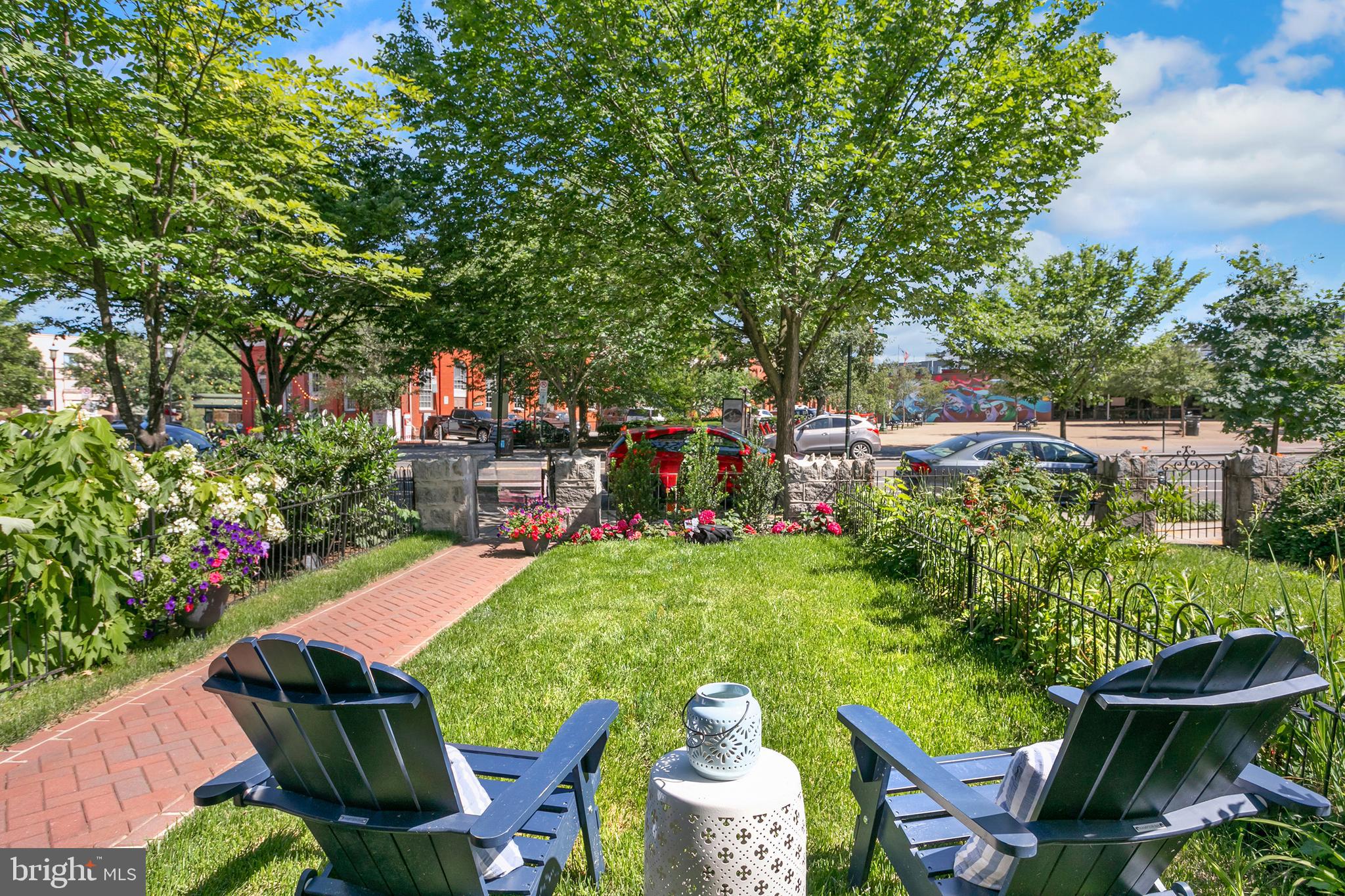 642 N Carolina Ave SE