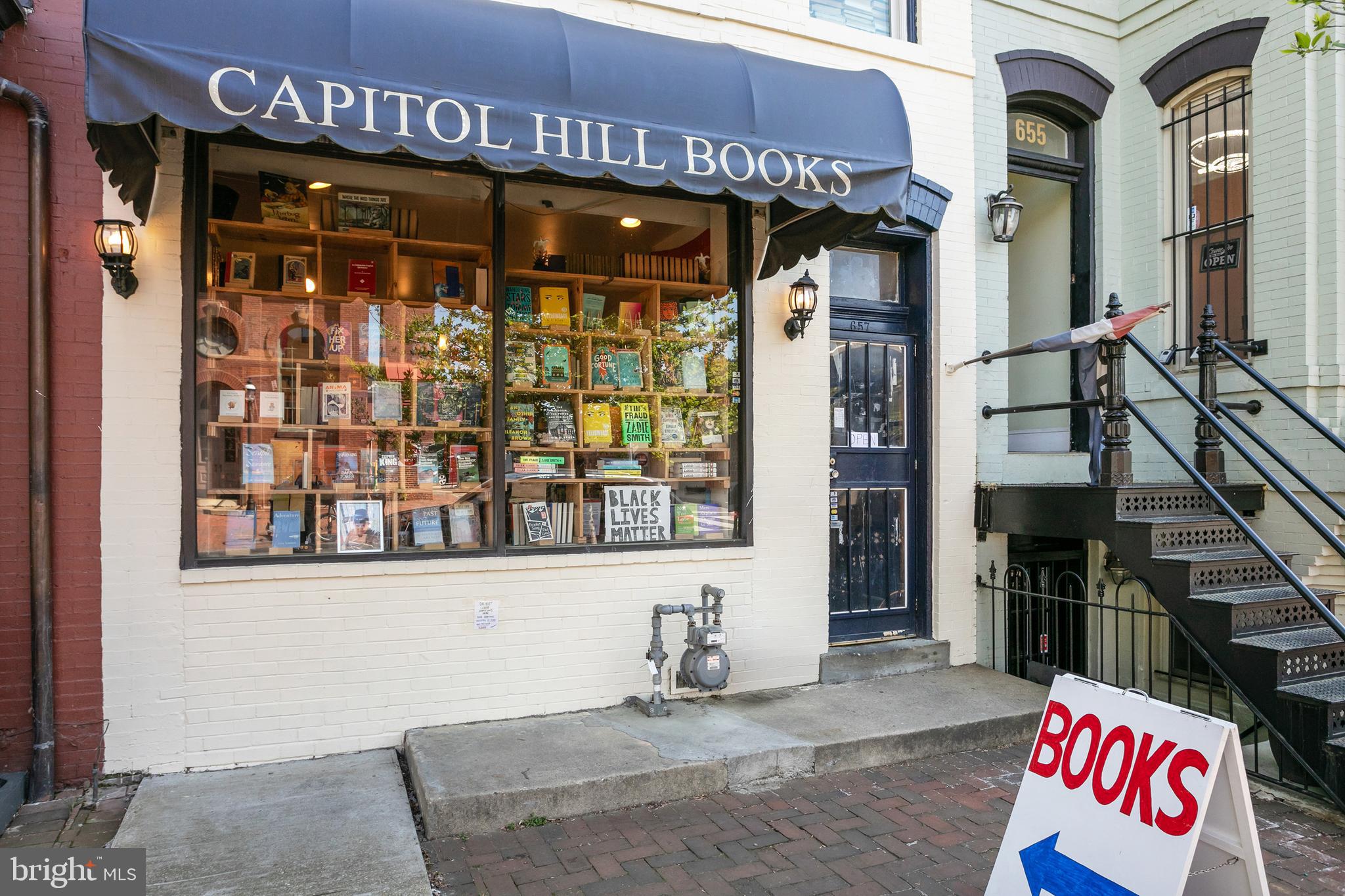 642 N Carolina Ave SE