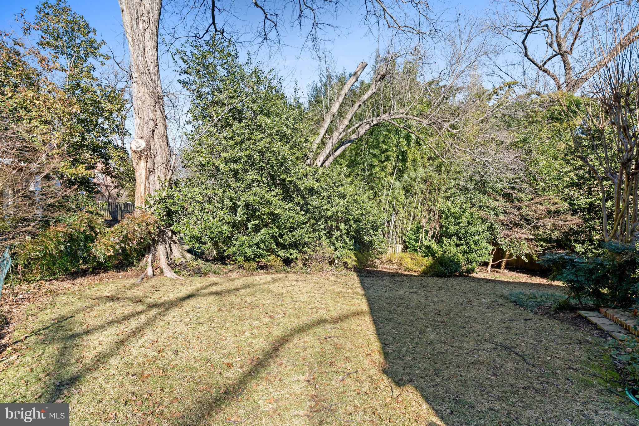 3549 Springland Ln NW