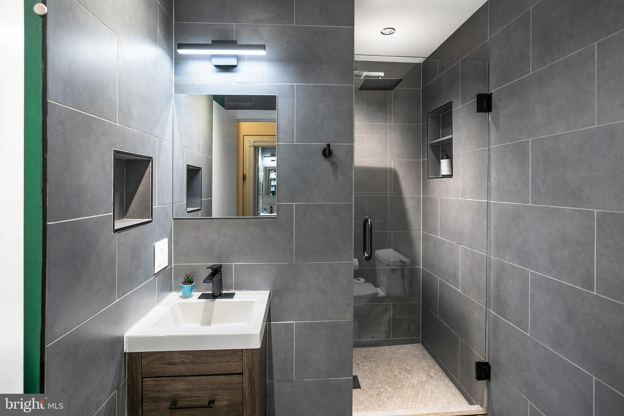 1326 Vermont Ave NW #5