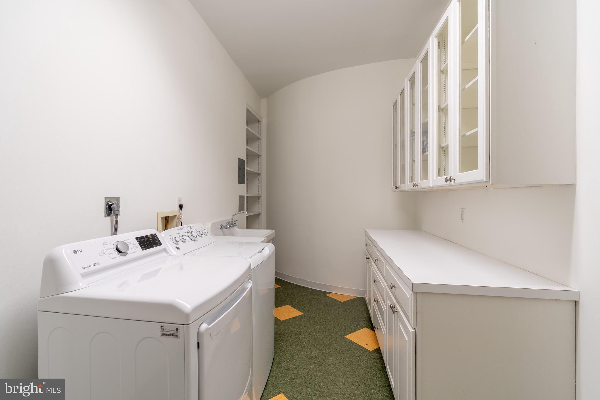 1901 Wyoming Ave NW #61