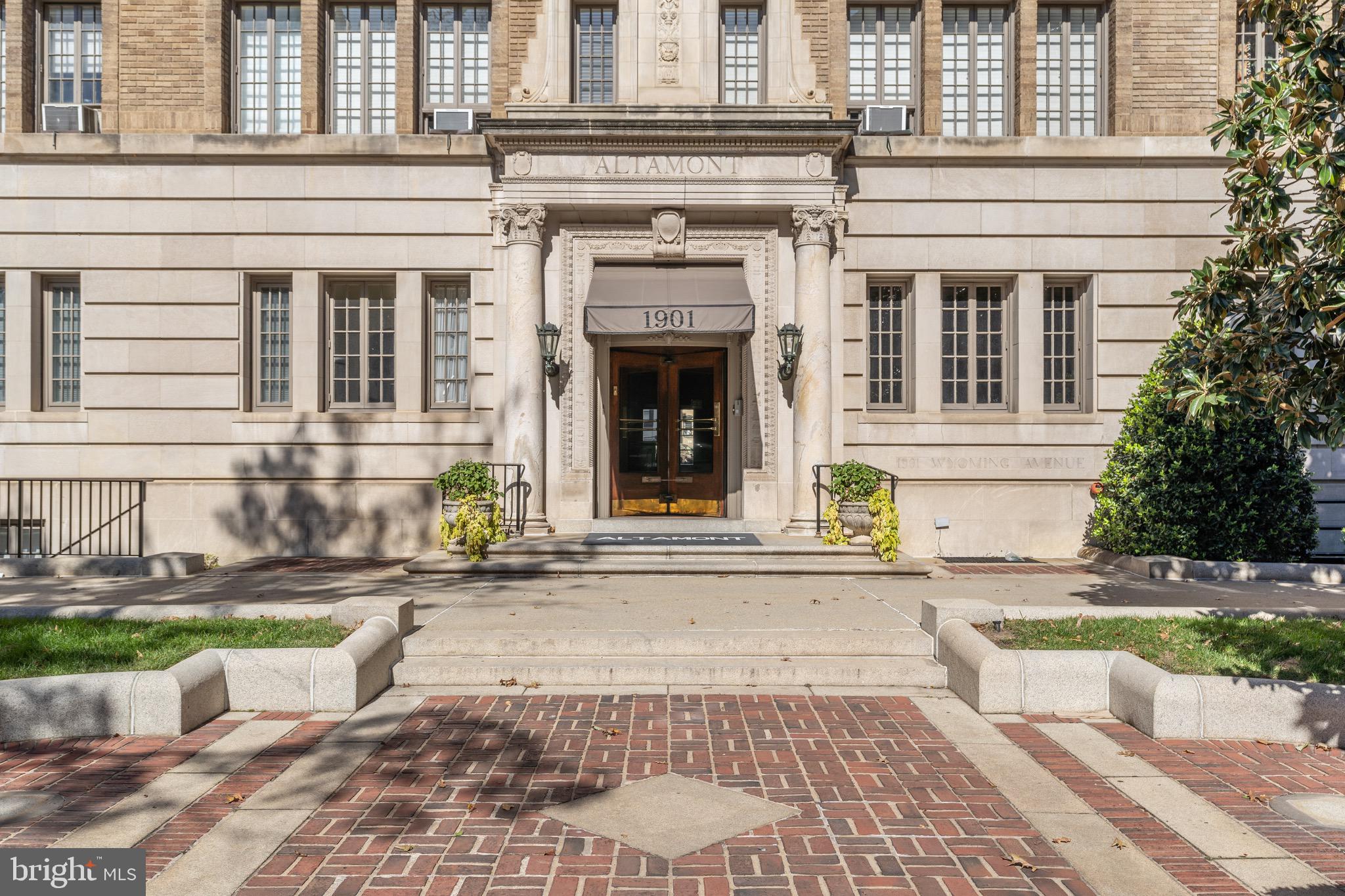 1901 Wyoming Ave NW #61