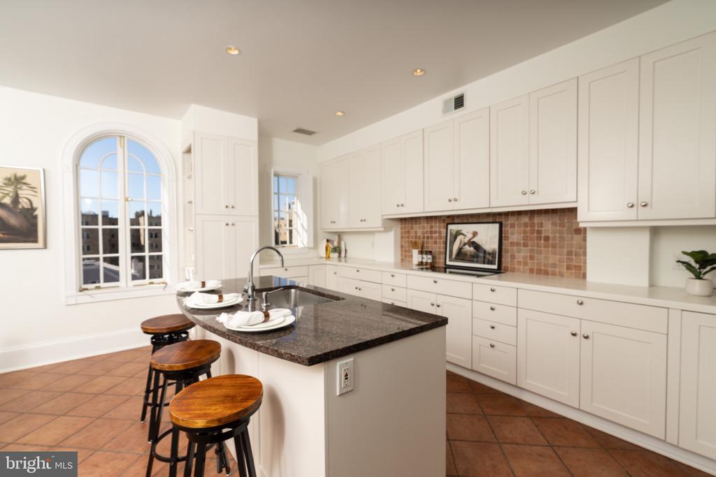 1901 Wyoming Ave NW #61