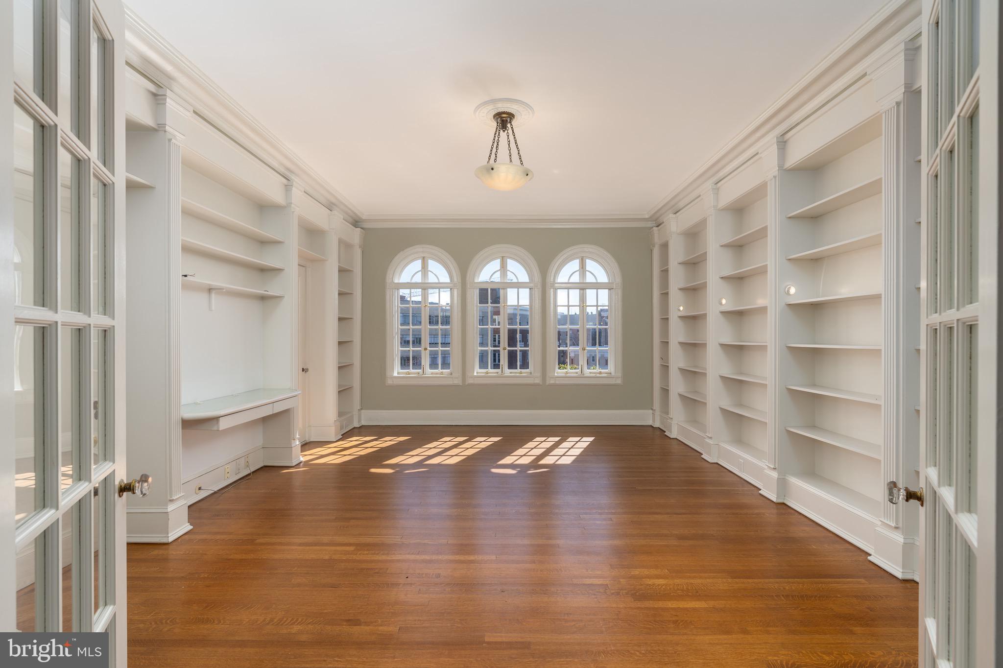 1901 Wyoming Ave NW #61