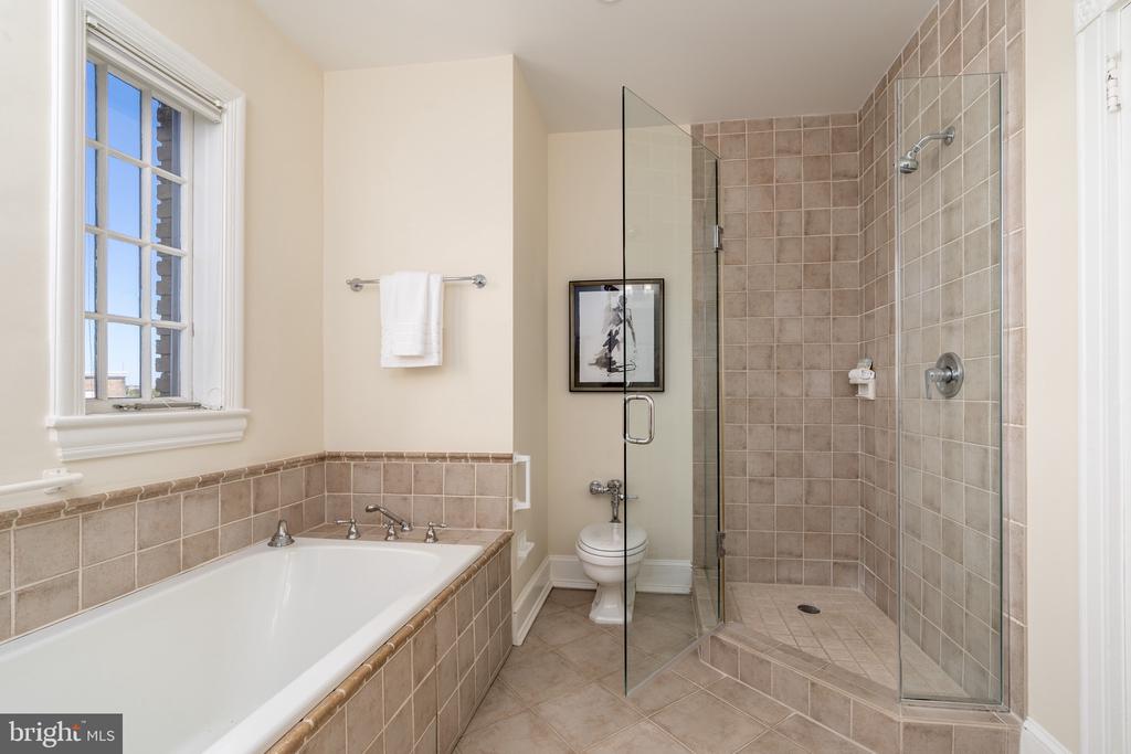 1901 Wyoming Ave NW #61