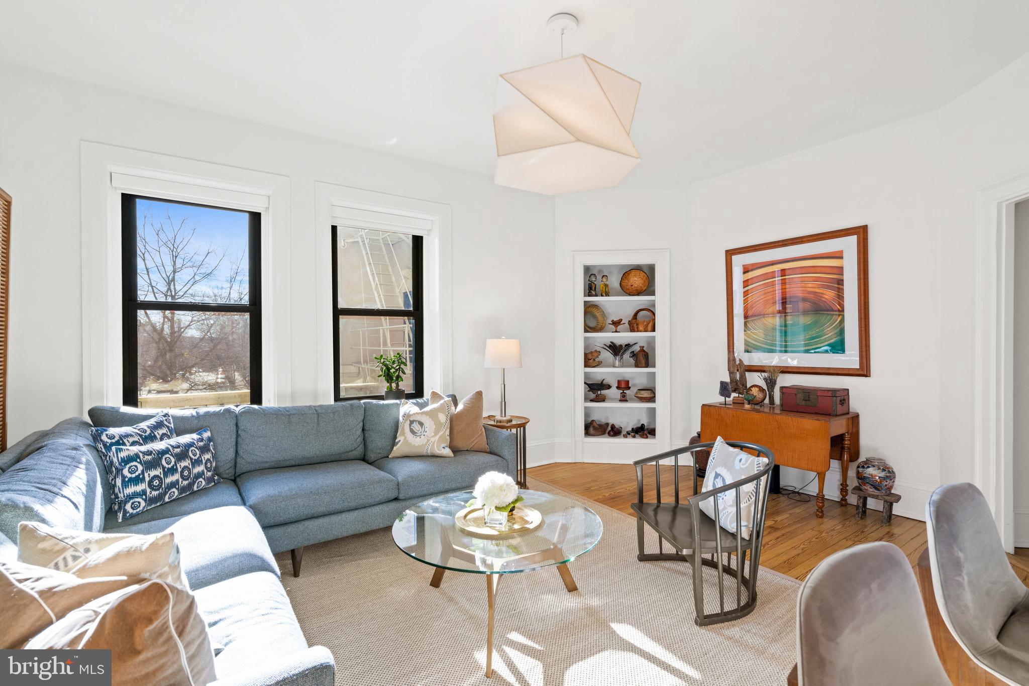2205 California St NW #204