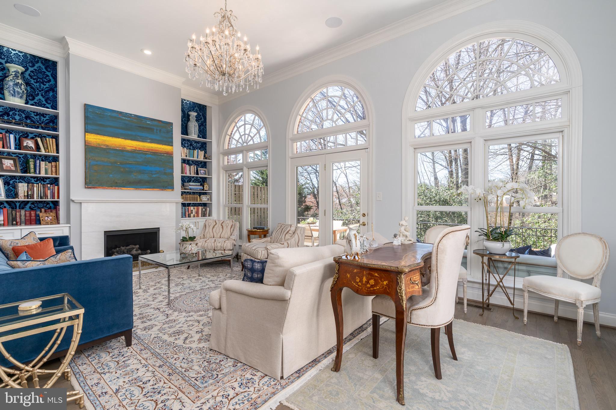 3910 Hillandale Ct NW