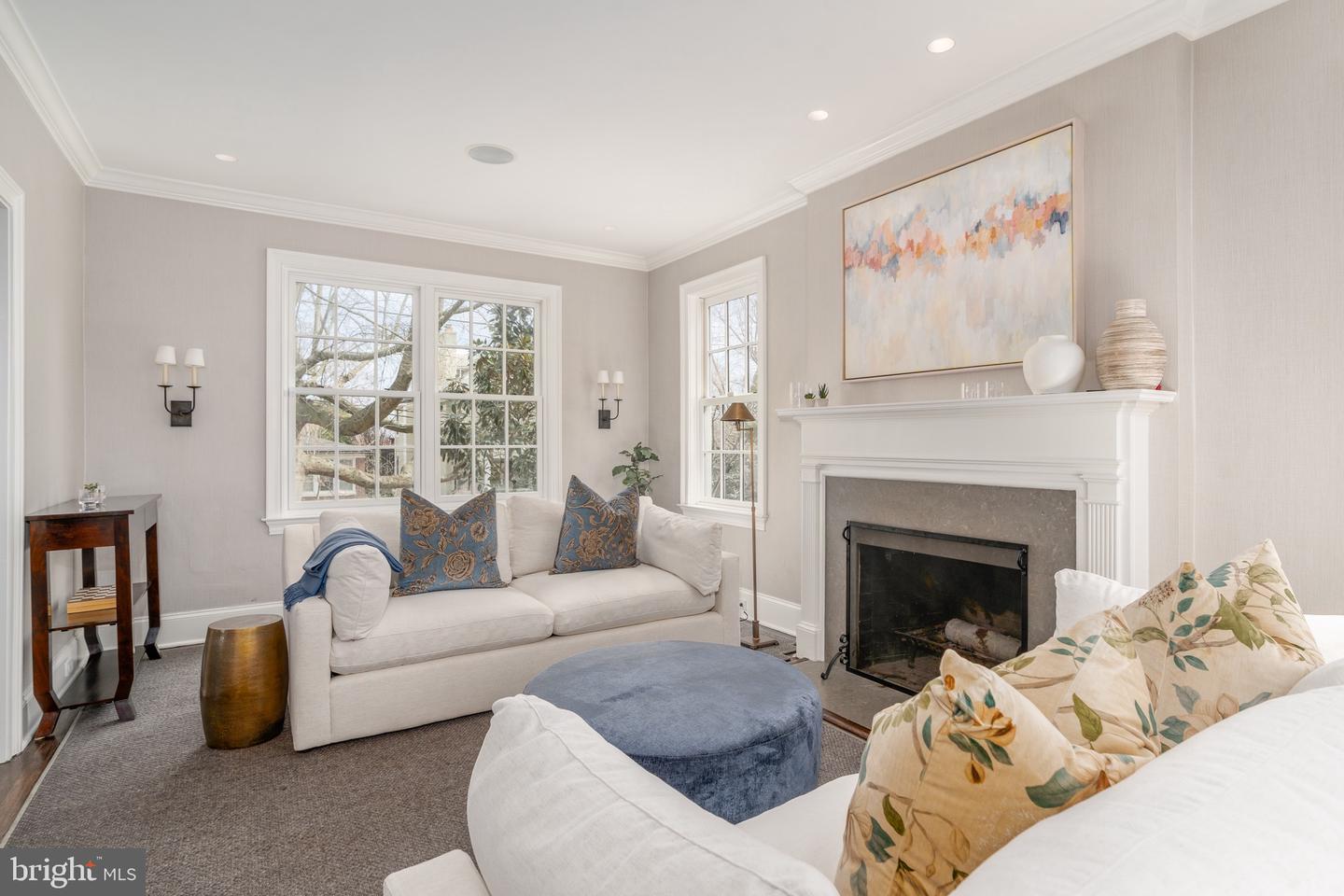 2716 36th Pl NW