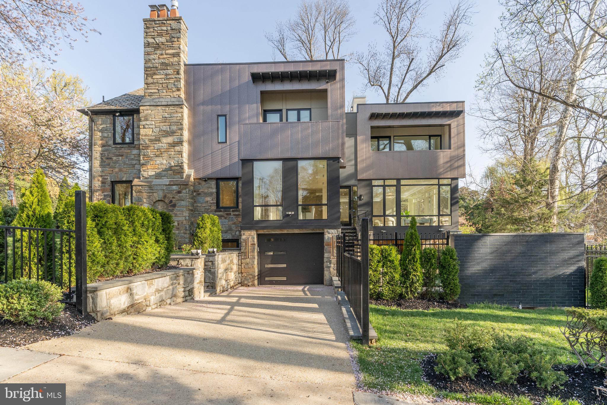 3001 Foxhall Rd NW