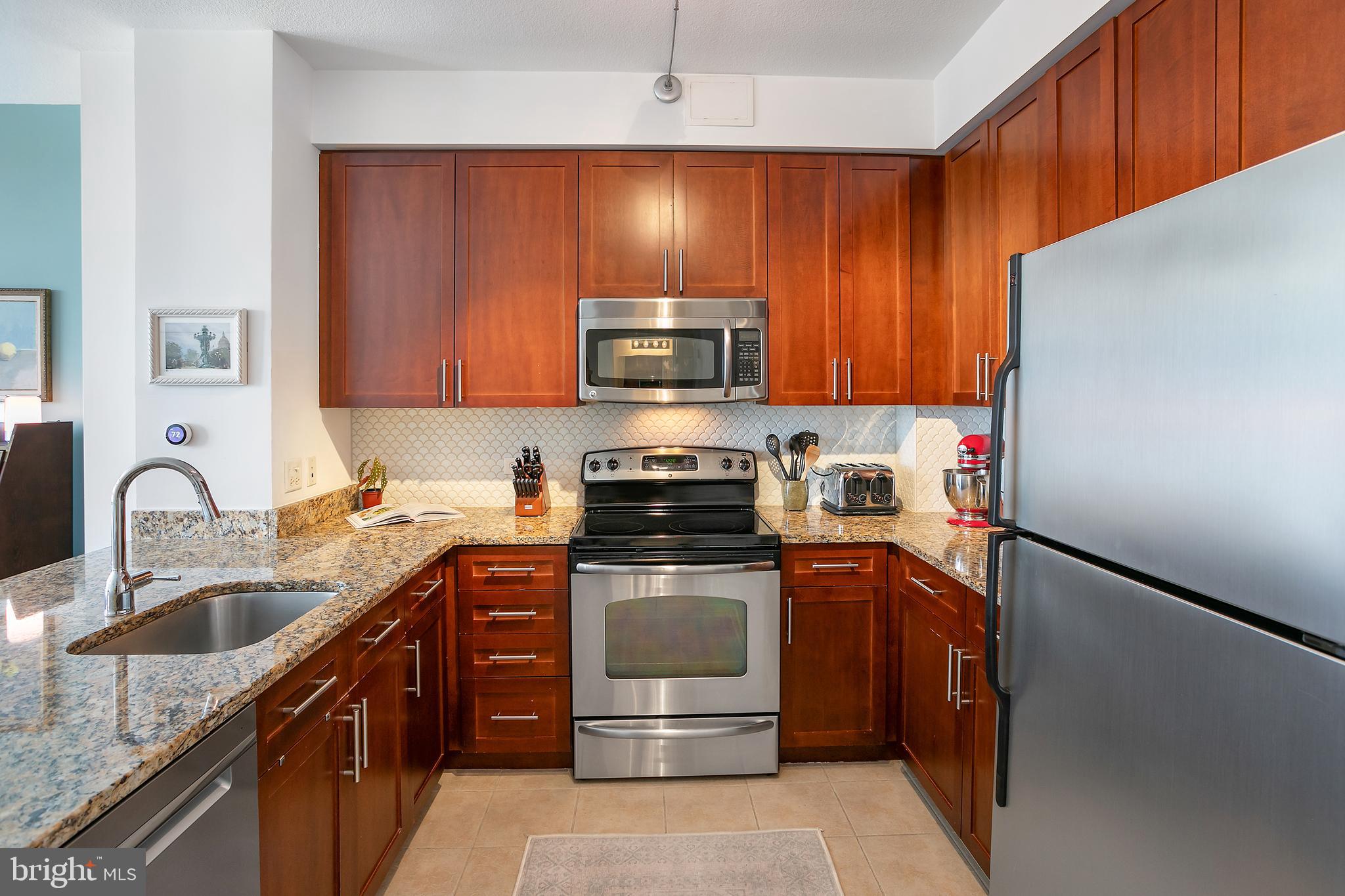 437 New York Ave NW #506